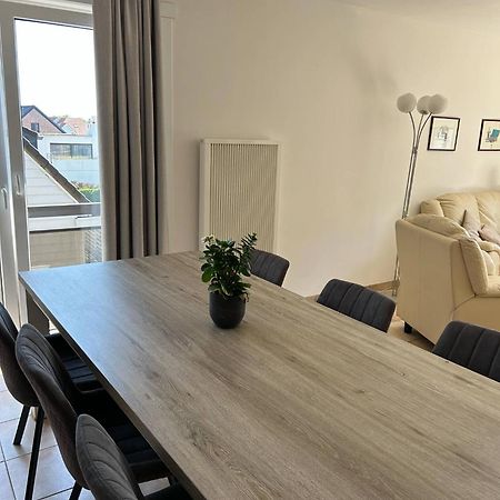 Ruim Zonnig Appartement Op 50M Van Strand オステンド エクステリア 写真