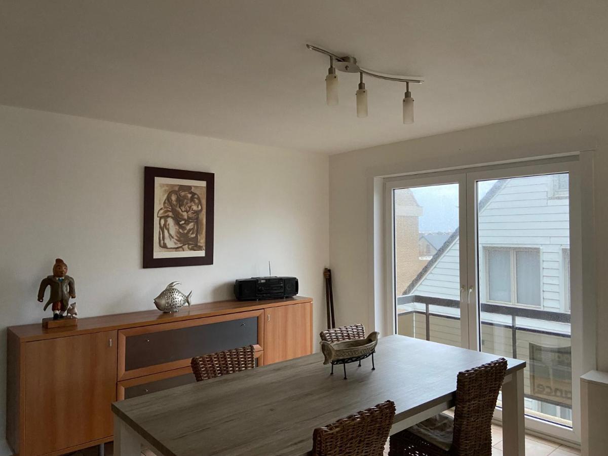 Ruim Zonnig Appartement Op 50M Van Strand オステンド エクステリア 写真