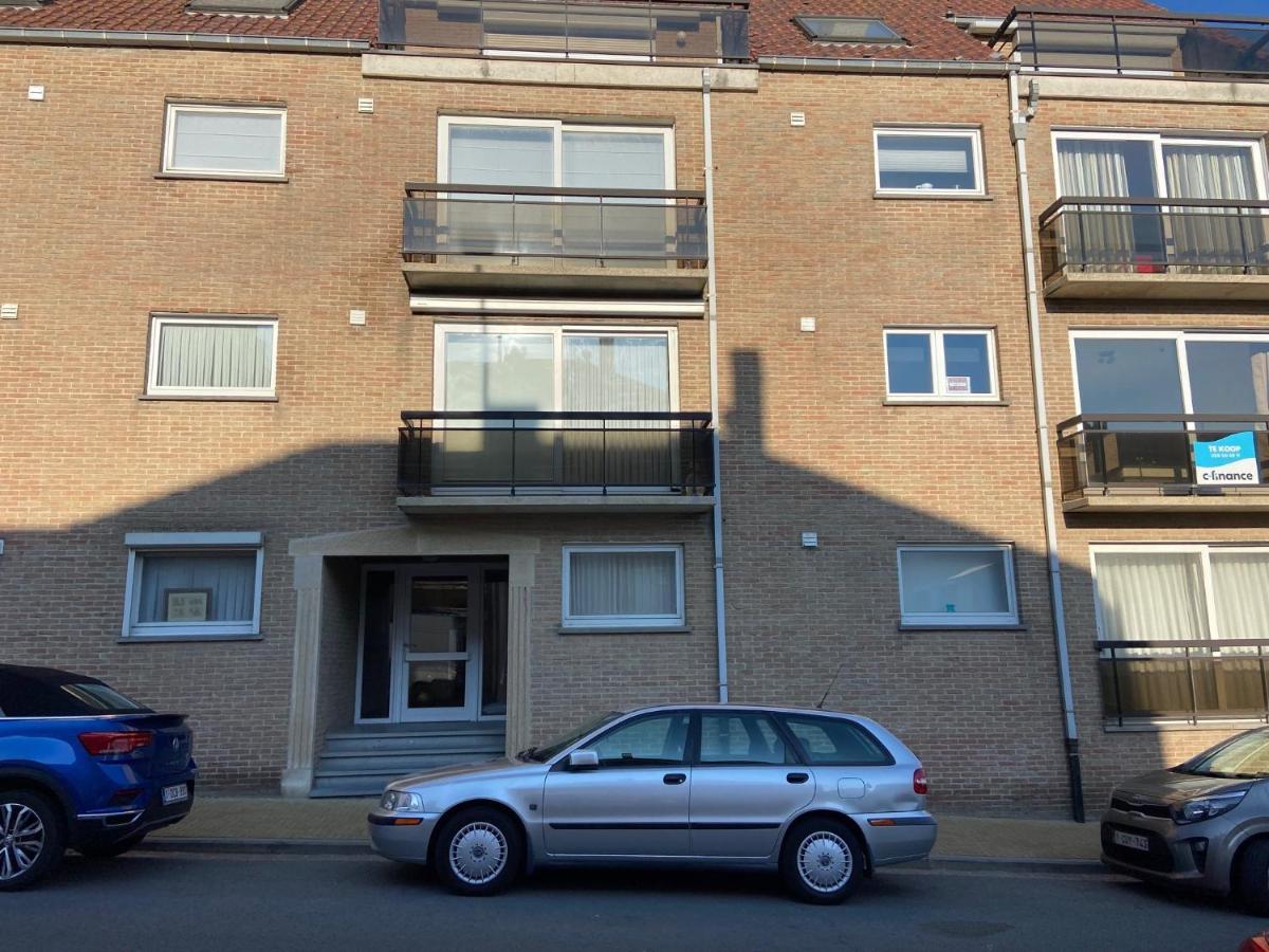 Ruim Zonnig Appartement Op 50M Van Strand オステンド エクステリア 写真