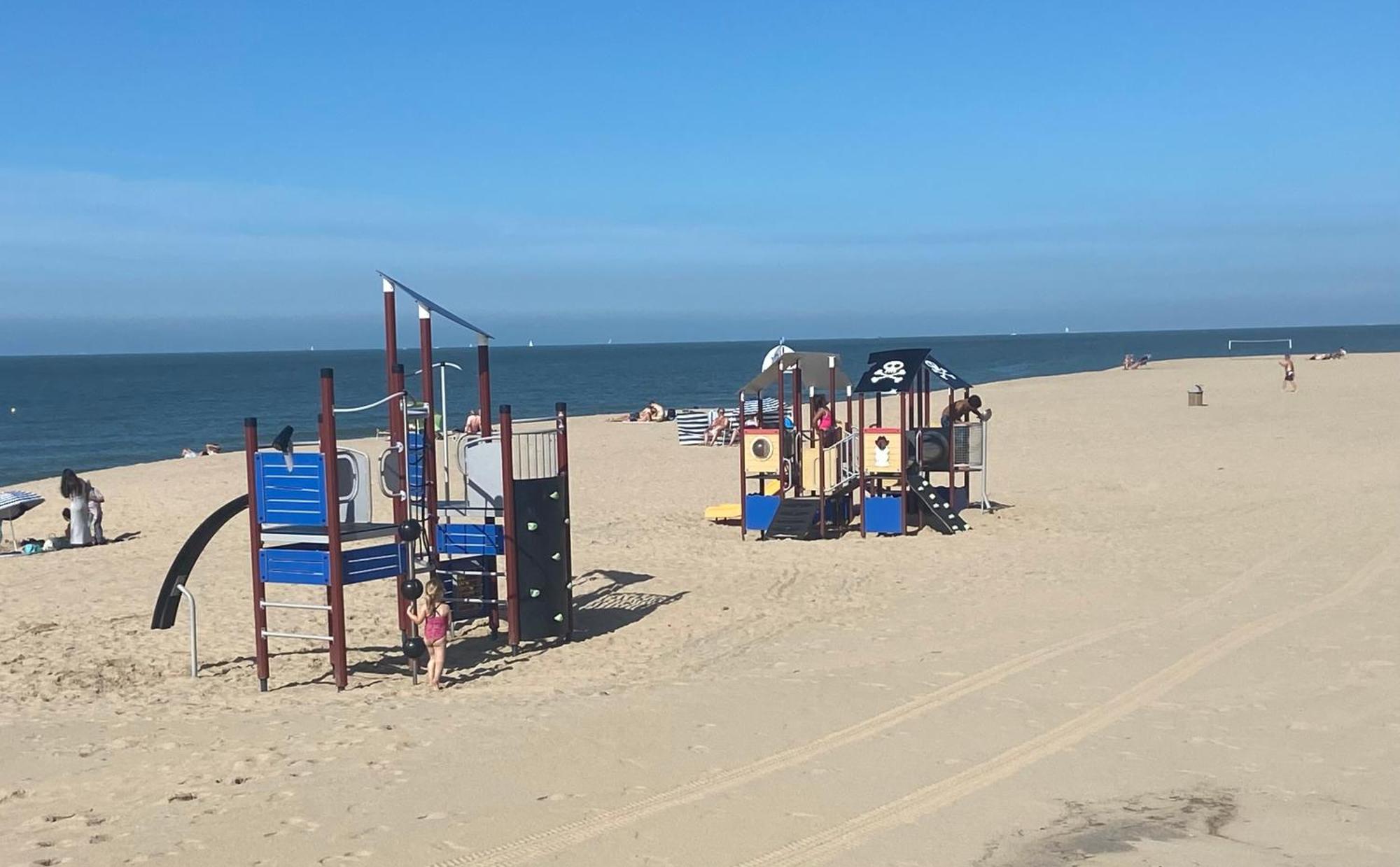 Ruim Zonnig Appartement Op 50M Van Strand オステンド エクステリア 写真